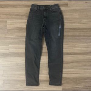 NEW Mom Jeans- stretch